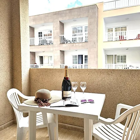 1a Abrigos, Wifi&balcony Apartamento *